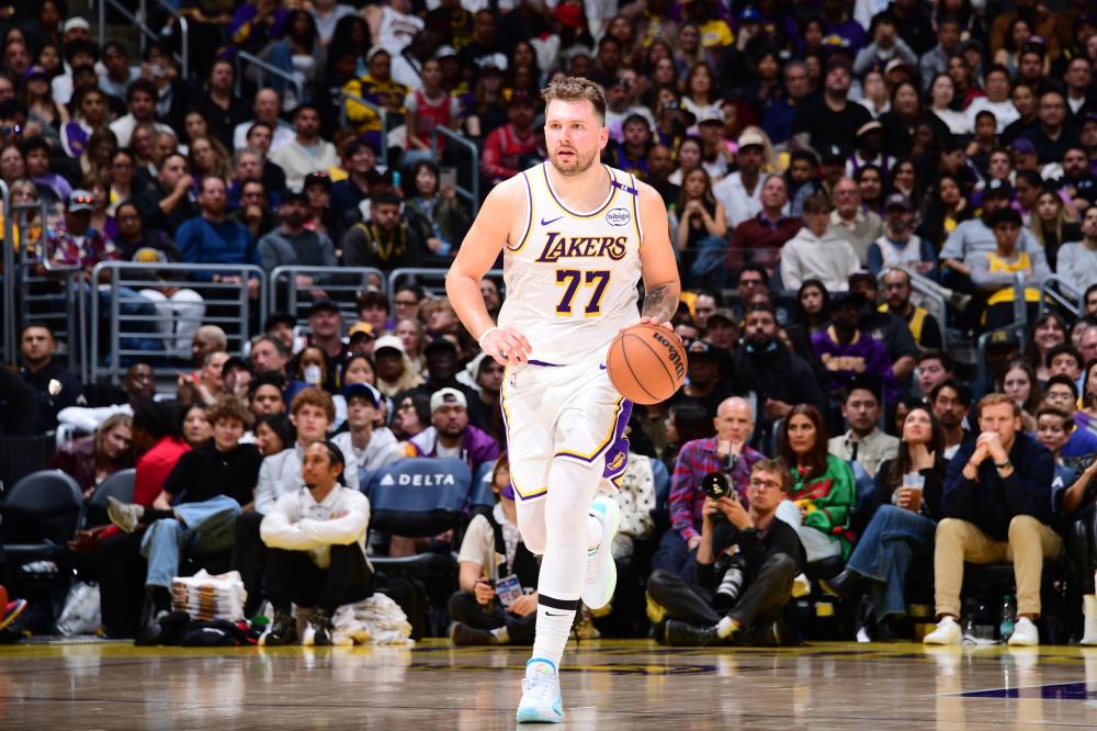 26个代言！孙颖莎再添新商务，人气成就双高，国乒招牌巨星